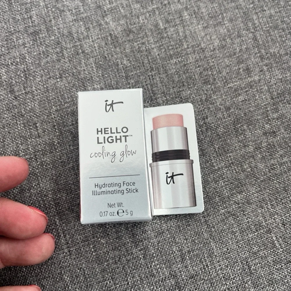 IT Cosmetics Hello Light Highlighter Stick Brilliant Copper Rose 0.17